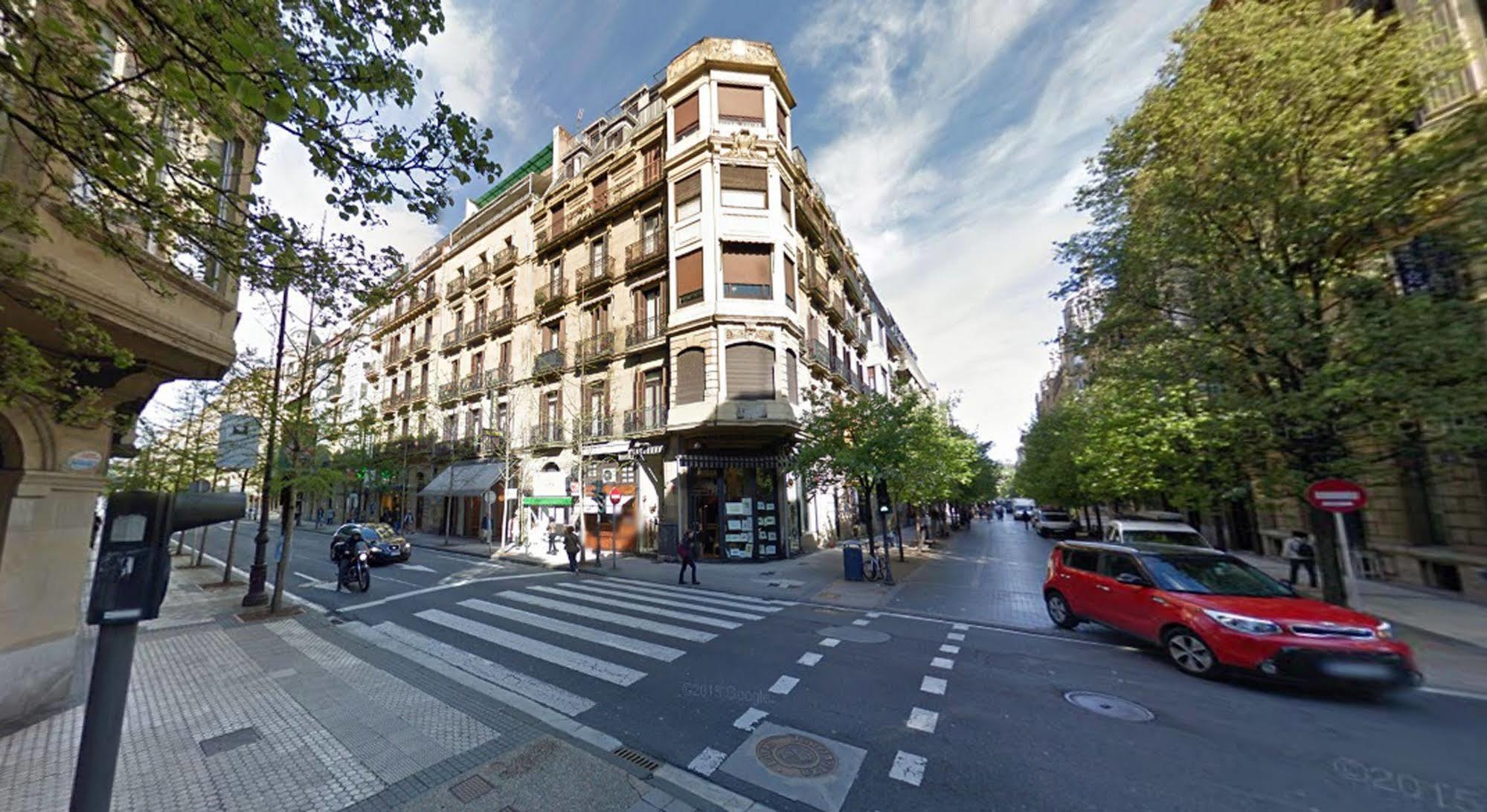 Pension San Martin San Sebastián Exteriör bild
